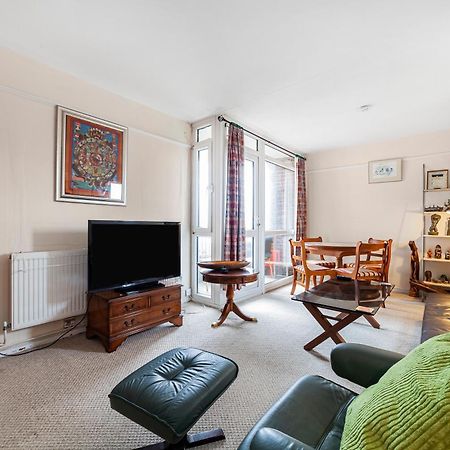 Elegant 1Br Flat With Balcony & City View, Walworth Londýn Exteriér fotografie